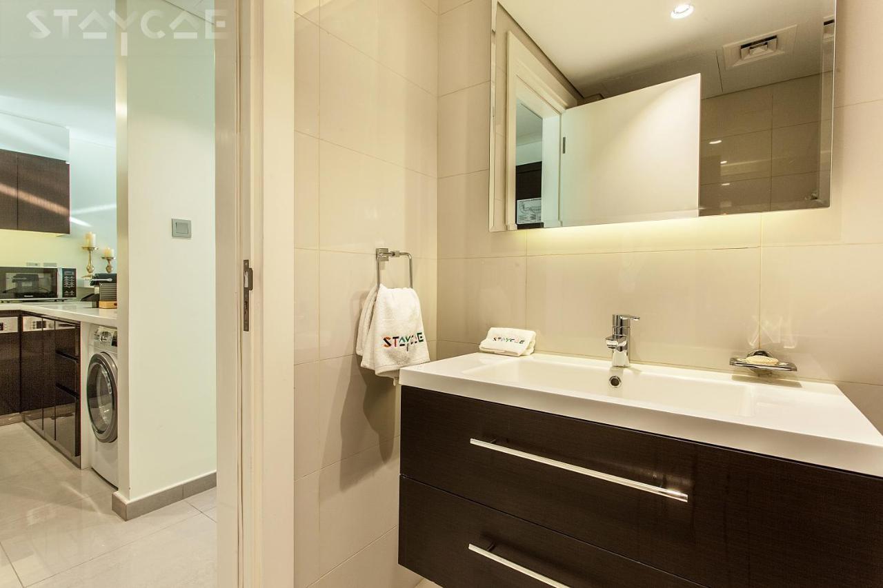 Staycae Holiday Homes - Majestine Dubai Ngoại thất bức ảnh