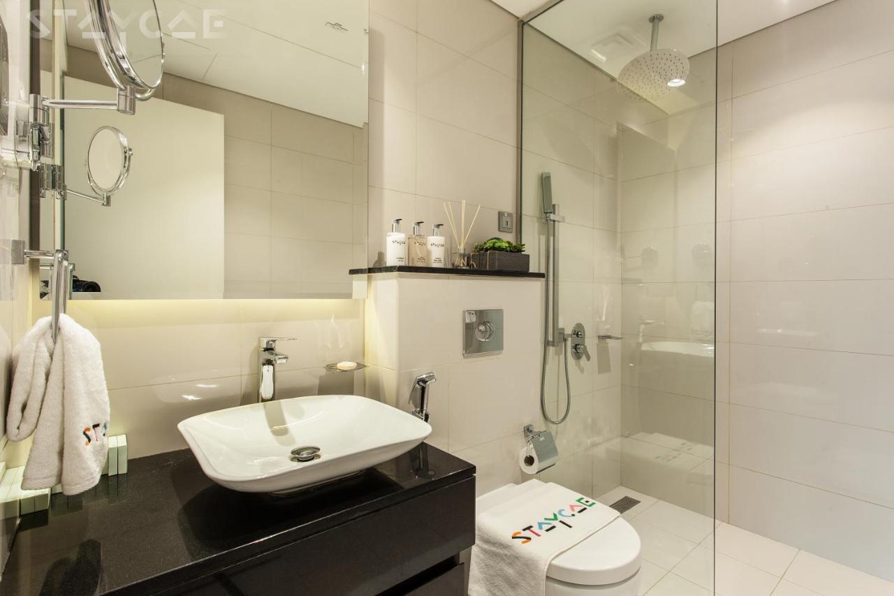 Staycae Holiday Homes - Majestine Dubai Ngoại thất bức ảnh